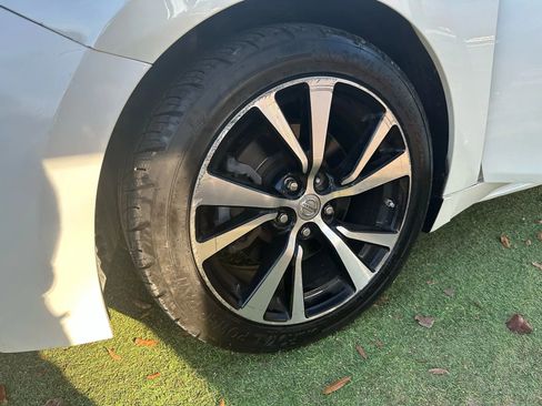 Used 2017 Nissan Maxima 3.5 S image 40
