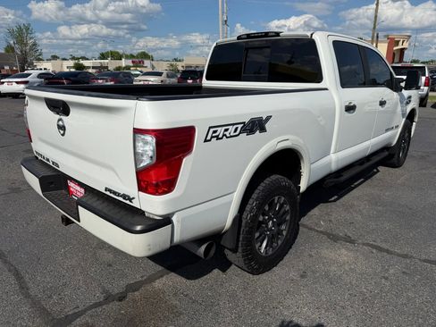 Used 2019 Nissan Titan PRO-4X AWD/4WD image 3