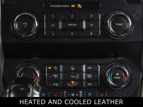 Used 2019 Ford F150 Lariat w/ Trailer Tow Package image 21