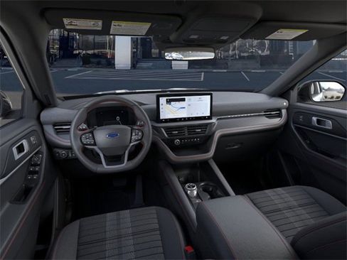 New 2026 Ford Explorer ST-Line w/ ST-Line Street Pack image 9