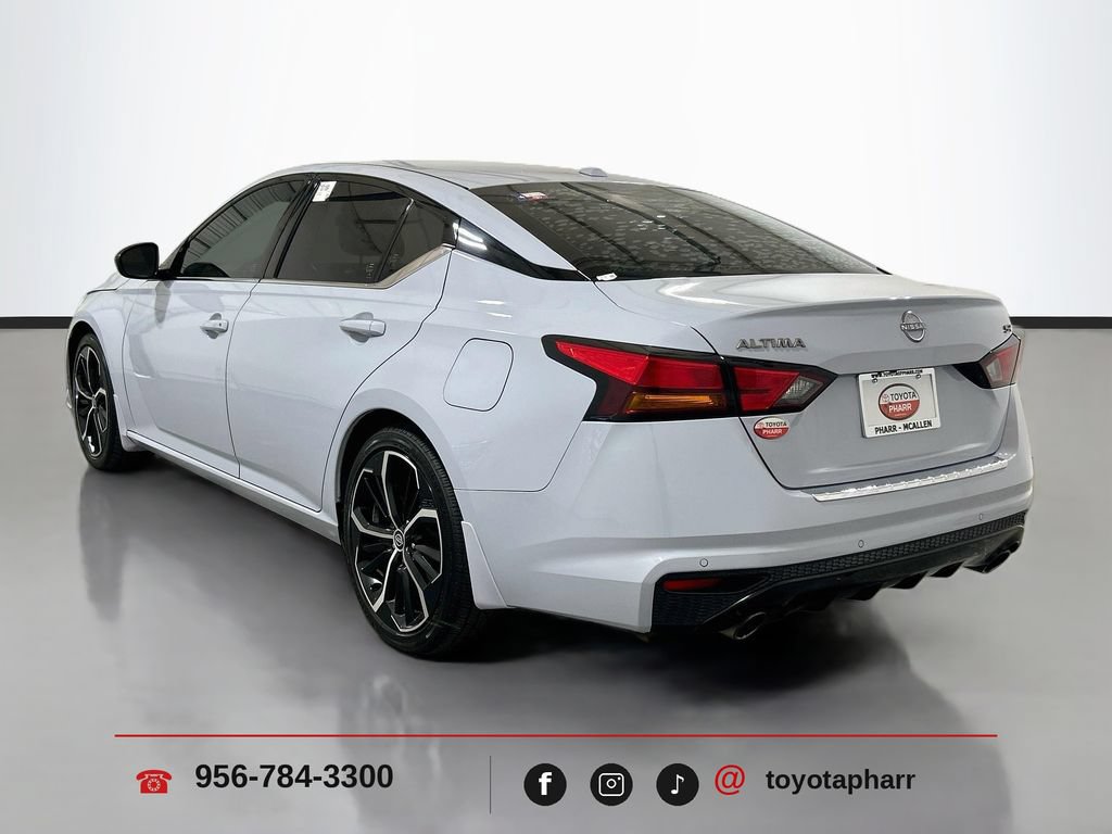 Used 2023 Nissan Altima 2.5 SR FWD image 7