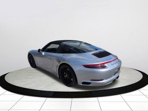 Used 2018 Porsche 911 Targa 4 GTS image 5