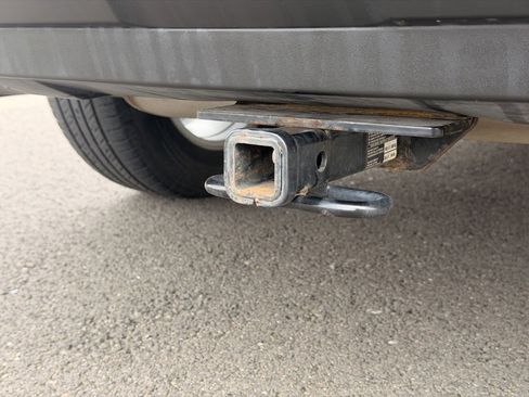 Used 2019 Toyota RAV4 LE w/ Carpet Mat Package image 11