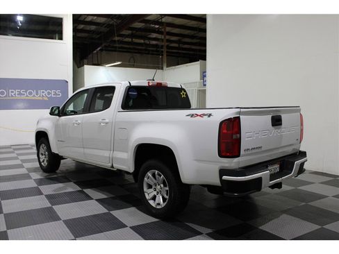 Used 2021 Chevrolet Colorado LT w/ LT Convenience Package image 6