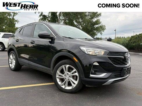 Used 2022 Buick Encore GX Preferred w/ Cold Weather Comfort Package FWD image 1