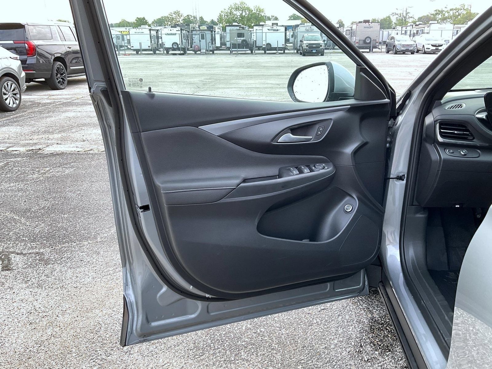 New 2026 Buick Envista Sport Touring w/ Convenience I Package FWD image 9