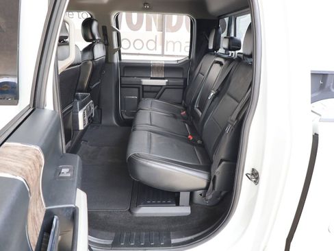 Used 2017 Ford F250 Lariat w/ Lariat Value Package AWD/4WD image 21