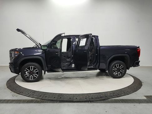 Used 2026 GMC Sierra 1500 AT4 w/ AT4 Premium Package AWD/4WD image 12