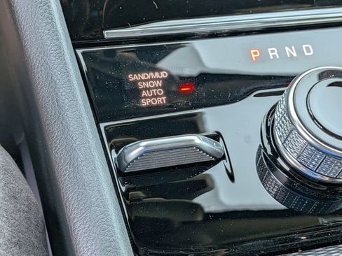 New 2026 Jeep Grand Cherokee Altitude AWD/4WD image 23