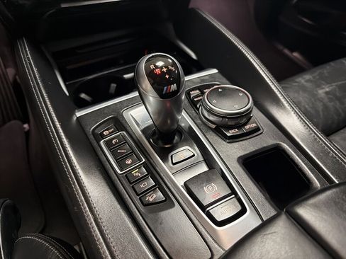 Used 2015 BMW X5 M AWD/4WD image 43