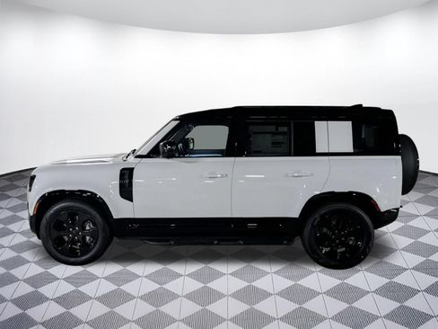 New 2026 Land Rover Defender 110 X-Dynamic SE AWD/4WD image 2