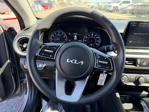 Used 2024 Kia Forte LXS FWD image 26