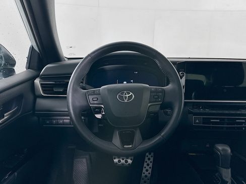Used 2025 Toyota Camry XSE image 18