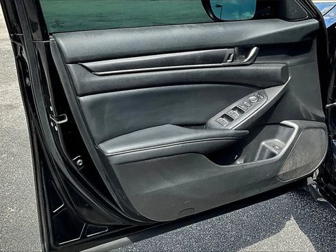 Used 2022 Honda Accord Sport image 21