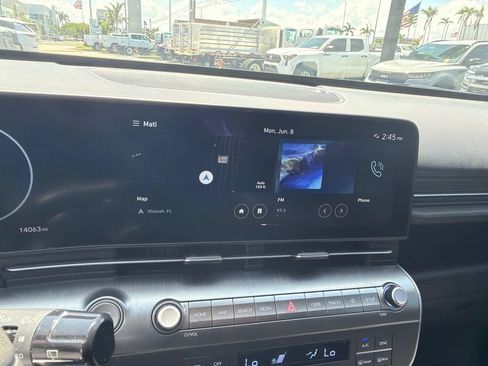 Used 2024 Hyundai Kona SEL w/ Convenience Package AWD/4WD image 4