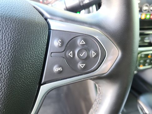 Used 2023 Chevrolet Traverse High Country AWD/4WD image 24