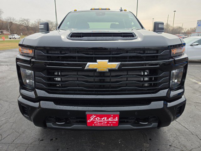 New 2026 Chevrolet Silverado 2500 Custom w/ Custom Value Package AWD/4WD image 8