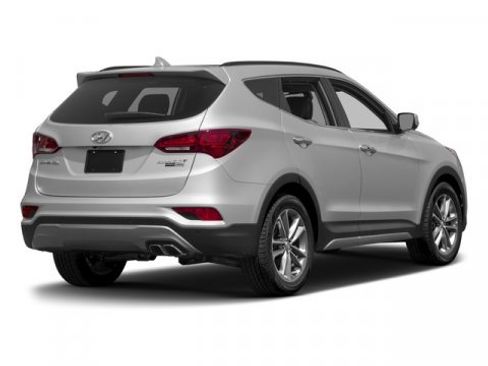 Used 2017 Hyundai Santa Fe Sport image 5