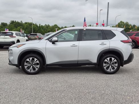 Used 2023 Nissan Rogue SV AWD/4WD image 5