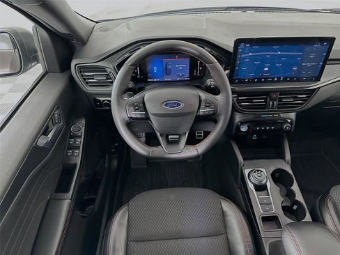 Used 2023 Ford Escape ST-Line w/ Tech Pack #1 image 2