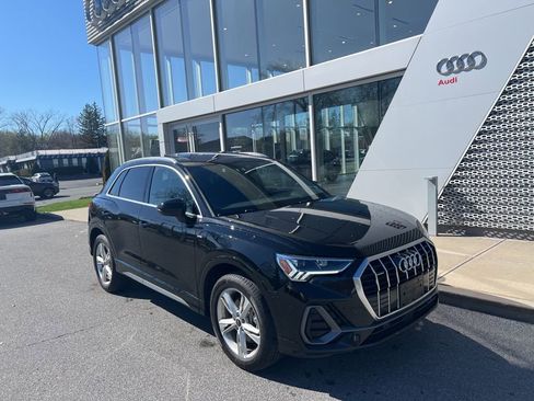 Used 2023 Audi Q3 2.0T Premium w/ Convenience Package image 6