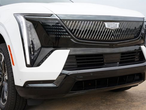 New 2025 Cadillac Escalade IQ Sport 2 image 27