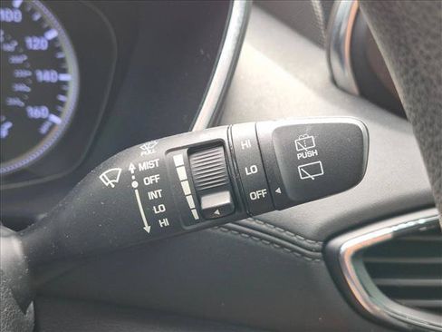 Used 2020 Hyundai Santa Fe SE AWD/4WD image 7
