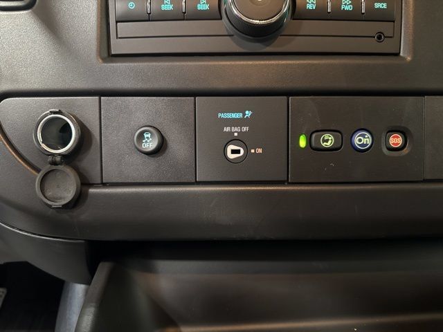 New 2026 Chevrolet Express 2500 w/ Driver Convenience Package RWD image 17