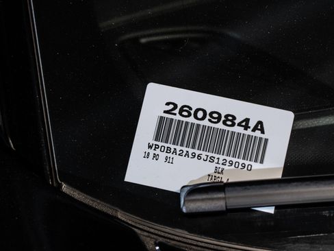 Certified 2018 Porsche 911 Targa 4 AWD/4WD image 25