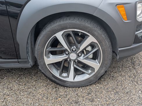 Used 2020 Hyundai Kona Limited AWD/4WD image 11