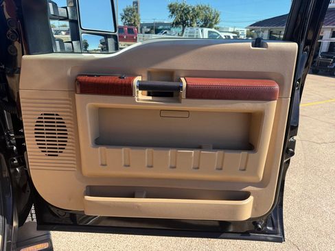 Used 2014 Ford F250 King Ranch image 29