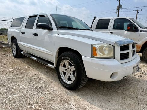 Used 2007 Dodge Dakota SLT w/ Mopar Chrome Edition Group RWD image 1
