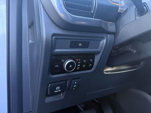 Used 2025 Ford F150 Lariat w/ Equipment Group 502A High AWD/4WD image 48