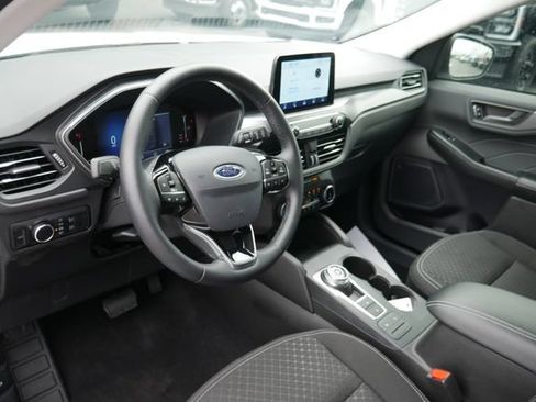 Used 2024 Ford Escape Active AWD/4WD image 15
