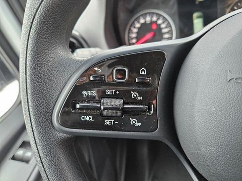 Used 2024 Mercedes-Benz Sprinter 2500 image 14