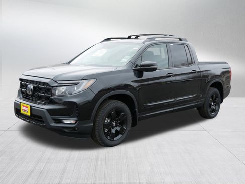New 2026 Honda Ridgeline Black Edition image 3