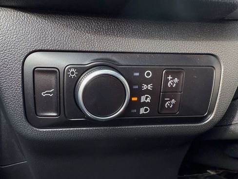 Used 2023 Ford Escape ST-Line image 25