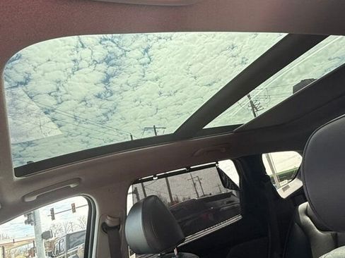 Used 2023 Hyundai Santa Fe Limited image 33