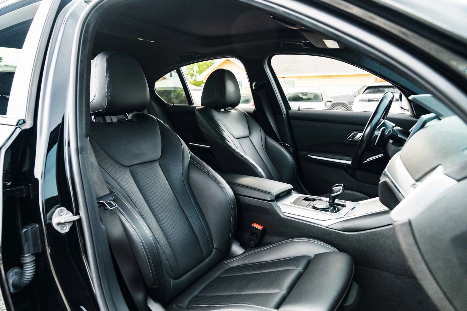 Used 2022 BMW M340i RWD image 24