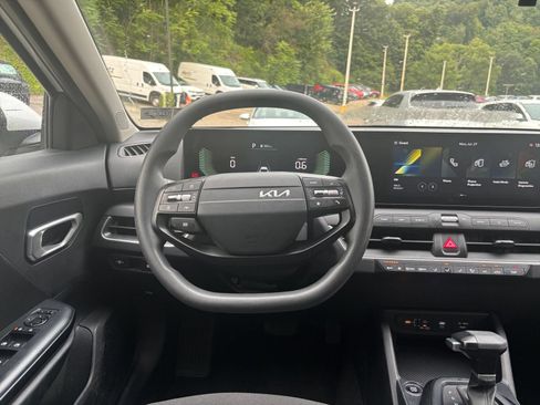 Used 2026 Kia K4 FWD image 34