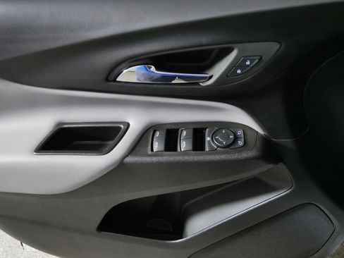 Used 2024 Chevrolet Equinox LS w/ LS Convenience Package FWD image 19