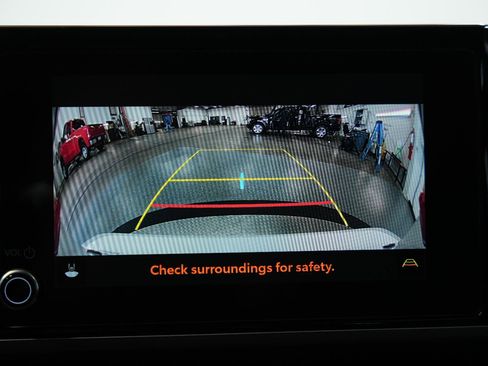 Used 2026 Toyota Camry XLE w/ Convenience Package image 37