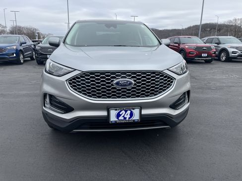 Used 2024 Ford Edge SEL w/ Convenience Package image 8