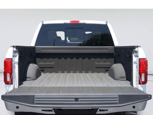 Certified 2020 Ford F150 Lariat w/ Equipment Group 502A Luxury AWD/4WD image 32
