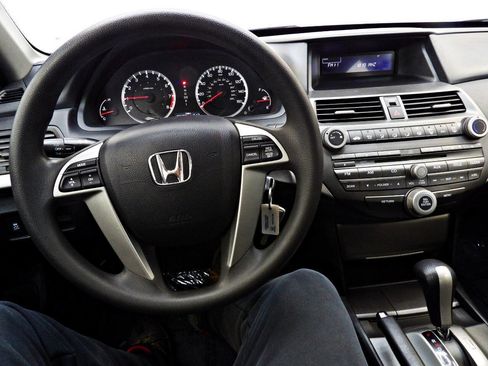 Used 2012 Honda Accord LX image 16