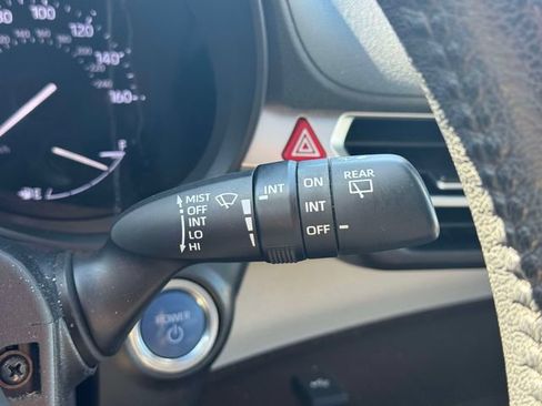 Used 2021 Toyota Sienna XLE FWD image 29
