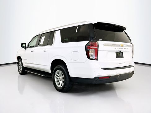 Used 2024 Chevrolet Suburban LT AWD/4WD image 5