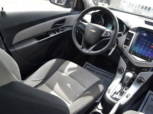 Used 2012 Chevrolet Cruze LS w/ Connectivity Package FWD image 11