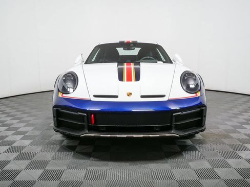 Certified 2023 Porsche 911 Dakar image 28