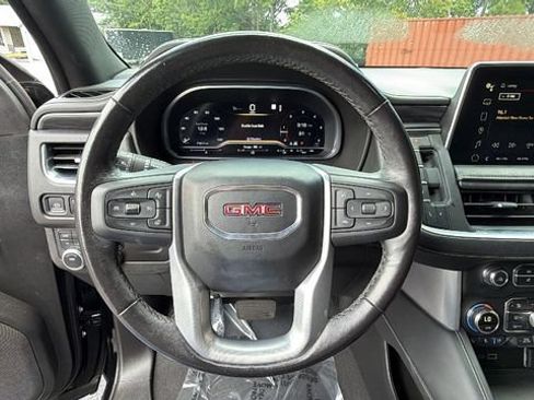Used 2022 GMC Yukon SLT w/ SLT Luxury Package AWD/4WD image 28